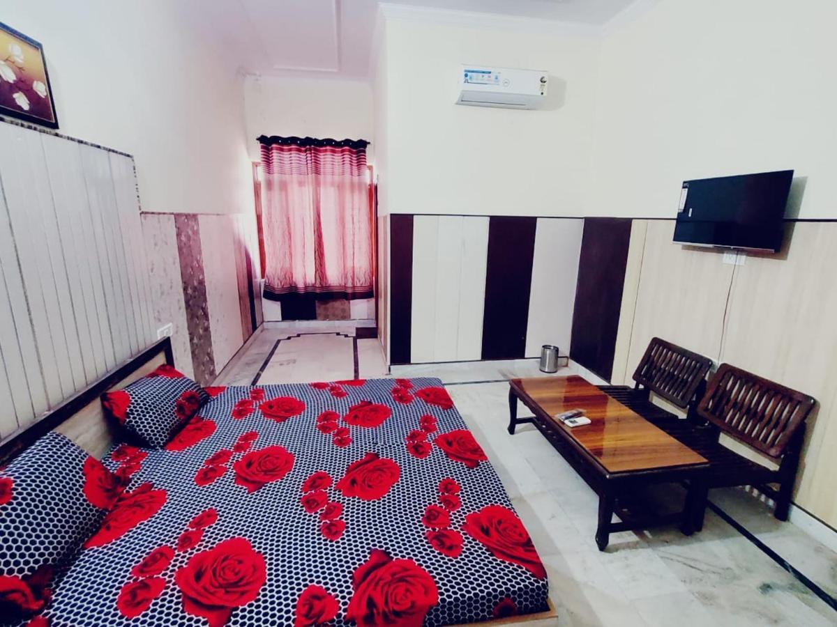 Royal Estate Villa Amritsar Eksteriør billede