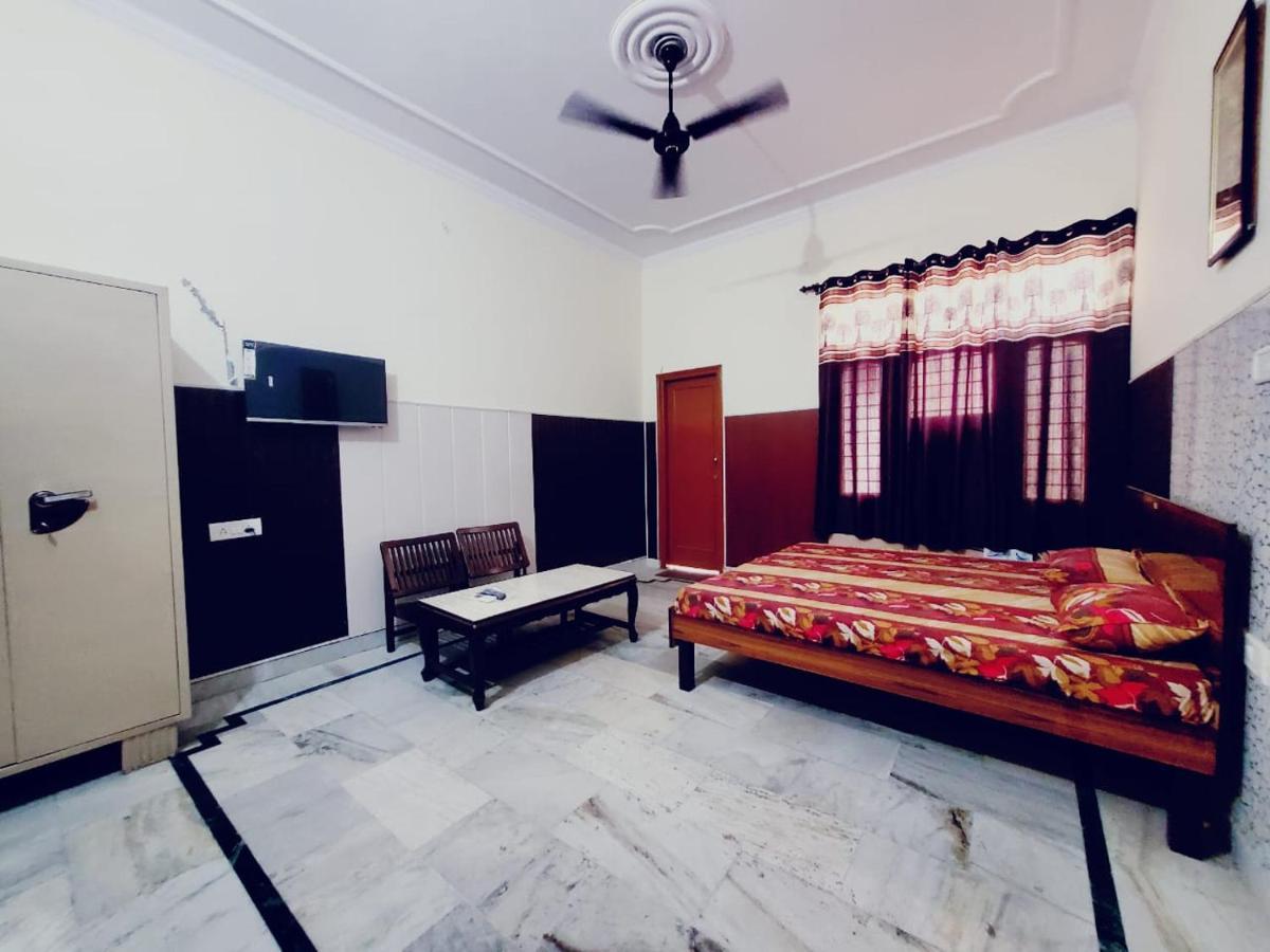Royal Estate Villa Amritsar Eksteriør billede
